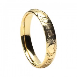 Court Shaped Claddagh Band